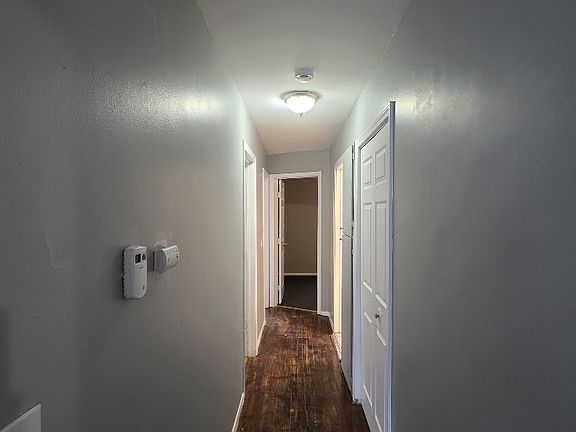 4th image of 22649 Frisbee St