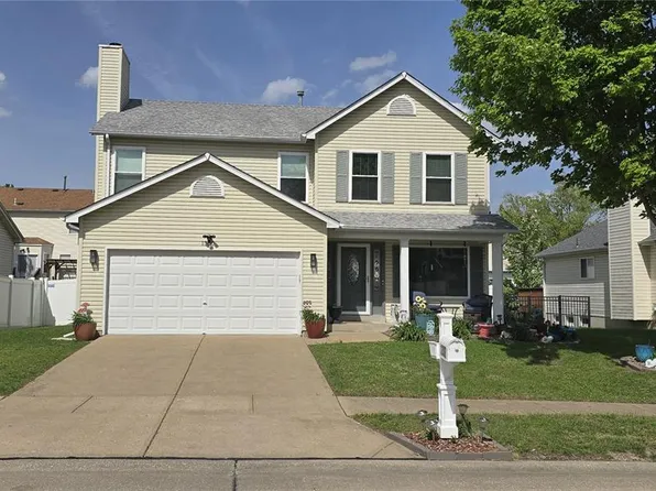 1330 Parmer Dr, Florissant, MO 63031