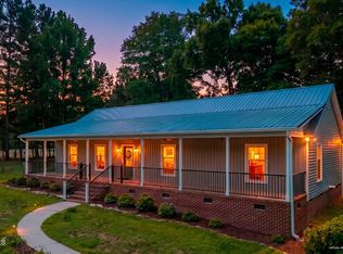 2714 White Smith Rd, Siler City, NC 27344