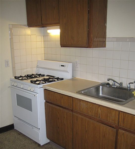720 #1 Kitchen2