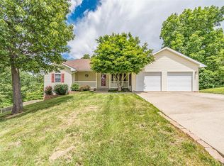 105 Crosscut Rd, Saint Robert, MO 65584
