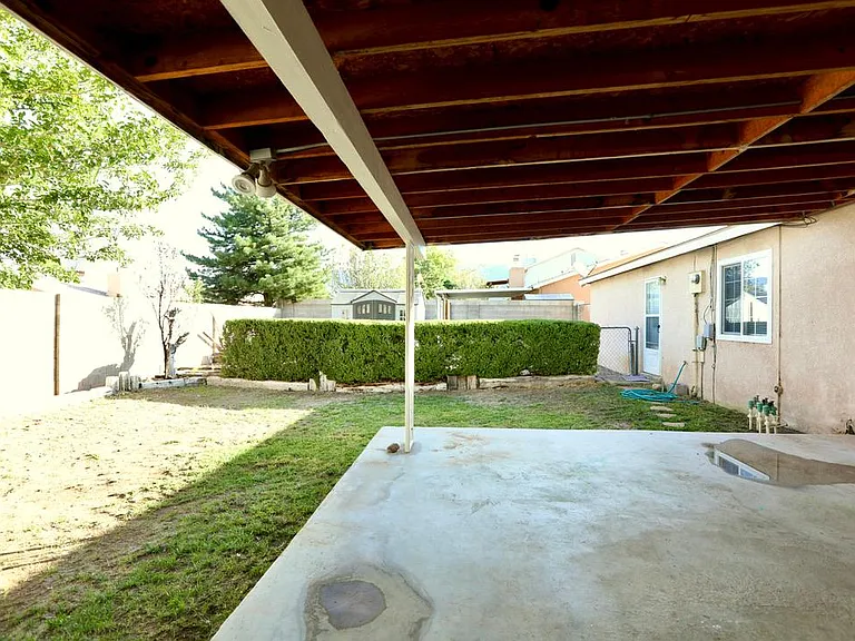 12601 Elyse Pl SE — Photo 17
