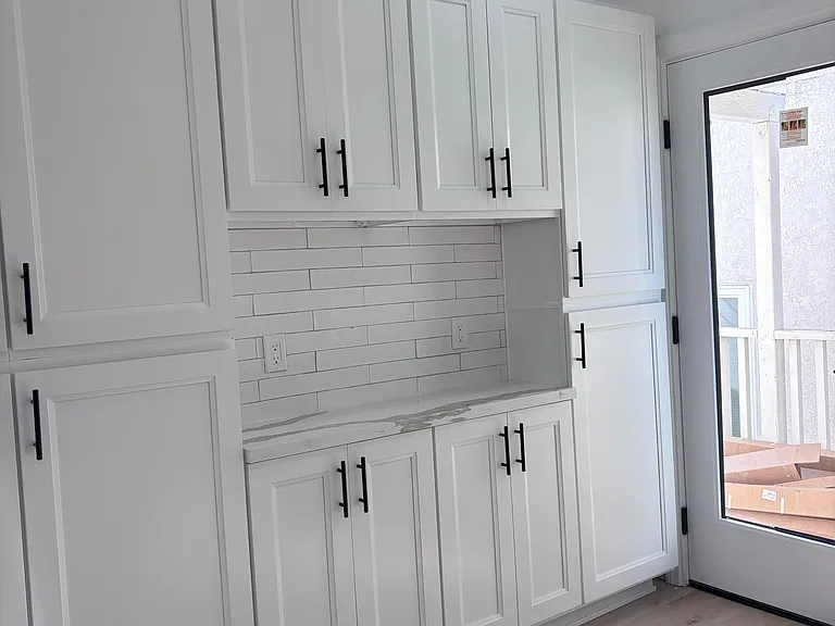 31 Saint Joseph Ave — Photo 10