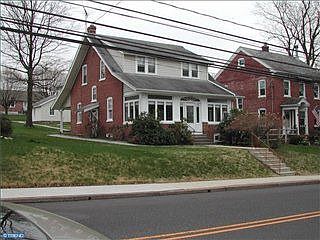 2nd image of 236 W Broad St