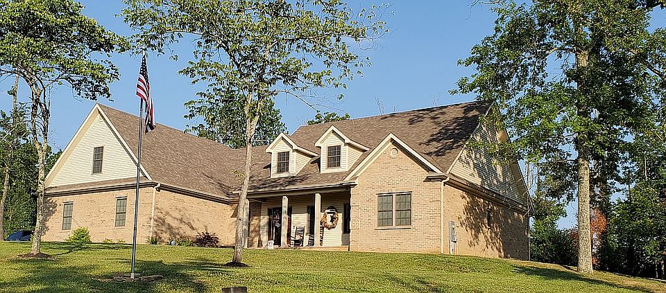 1st image of 2058 Mooreland Dr