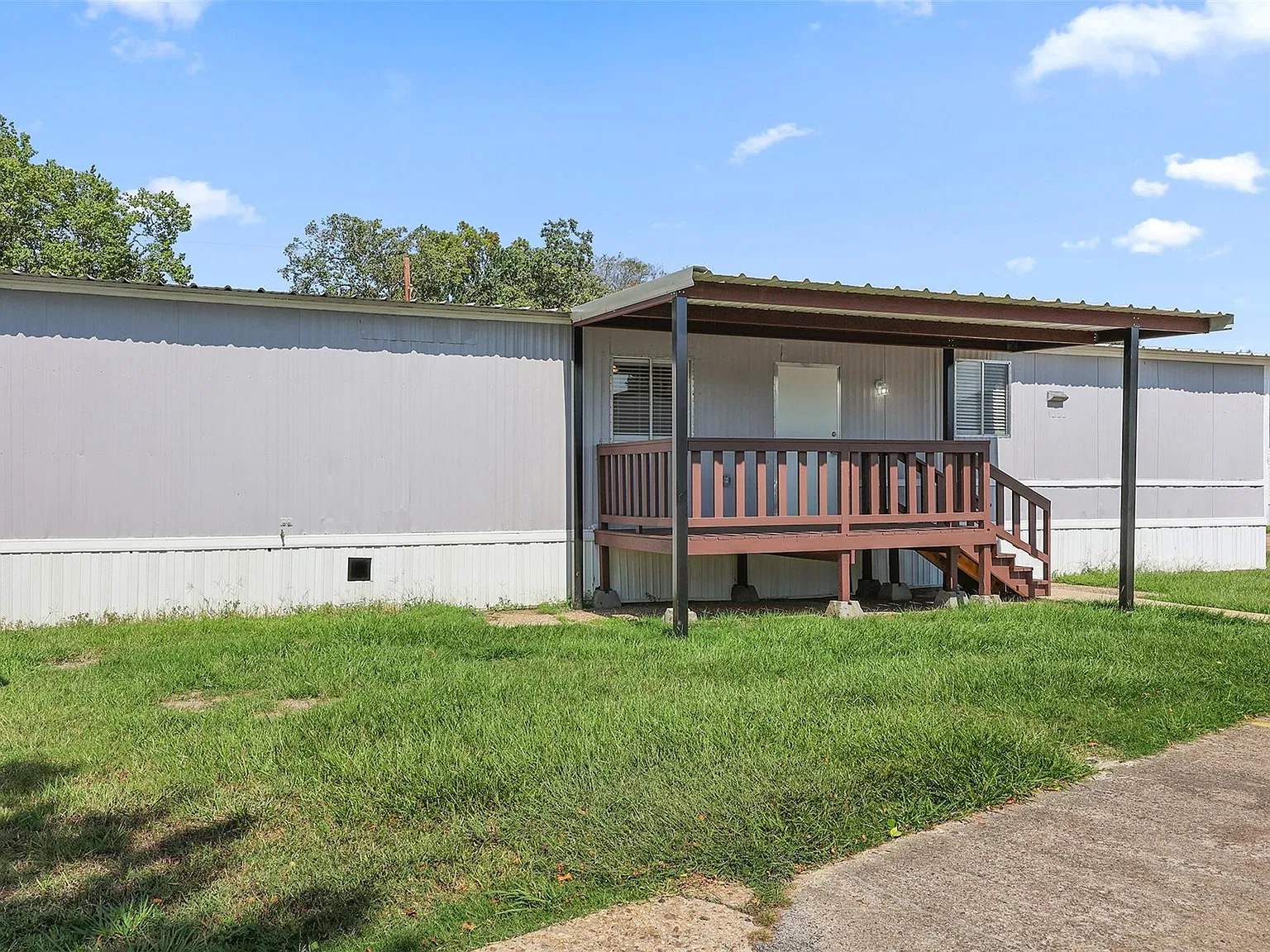 2 bed, 1.0 bath, 784 sqft, $1,400 — Photo 3