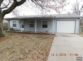 548 4th Ter, Carbondale, KS 66414