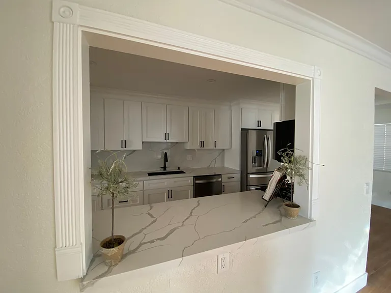 2937 W Carson St — Photo 3