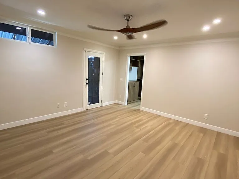 2414-18 Monroe Ave #2414 MONROE AVENUE — Photo 9