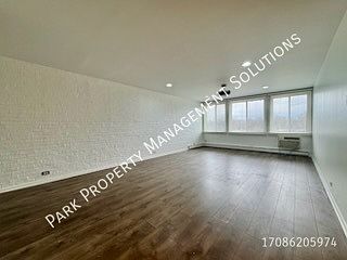 5th image of 1117 Leavitt Ave APT 314