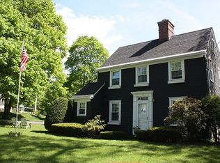 20 Cooper Pkwy, Pittsfield, MA 01201