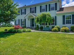 39 Sutphin Rd, Flemington, NJ 08822