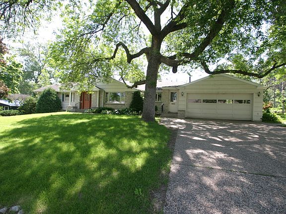 Property Features 2 car garage, 5 bedrooms and 2 3/4 bathroo