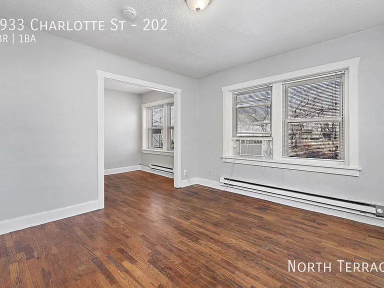 3933 Charlotte St #202 — Photo 3