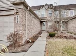4135 Hunters Cir E #105, Canton, MI 48188