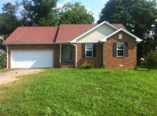3225 N Senseney Cir, Clarksville, TN 37042