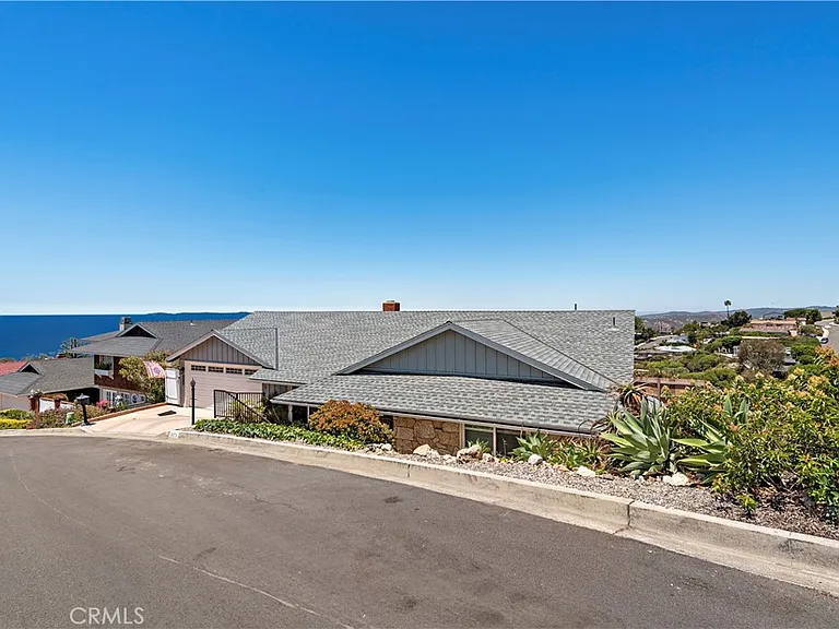 3079 Cresta Way — Photo 29