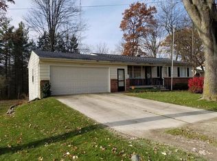 3342 Tuxedo Ave, Flint, MI 48507