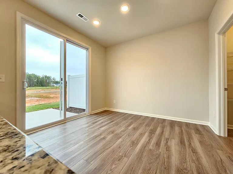 188 Lennei Ln — Photo 11