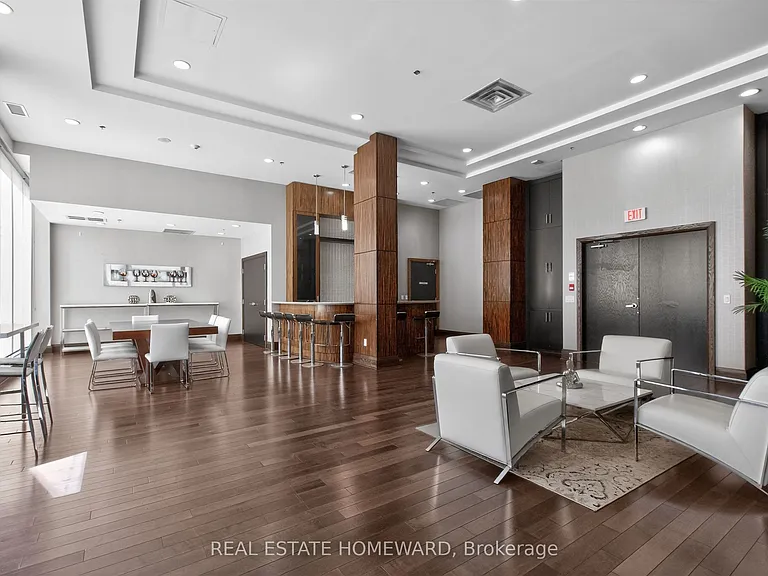 25 Lower Simcoe St #518 — Photo 31