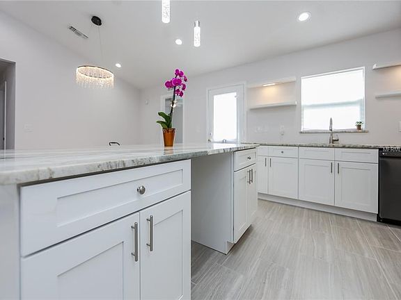5th image of 1008 Cannes Drive