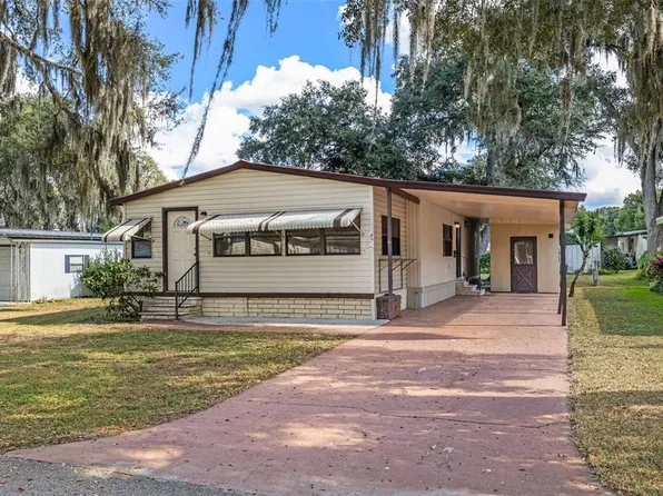 4616 Olive Dr, Zephyrhills, FL 33542