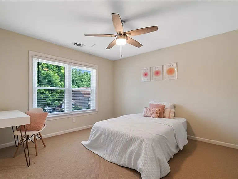 3845 Seaton Dr — Photo 33