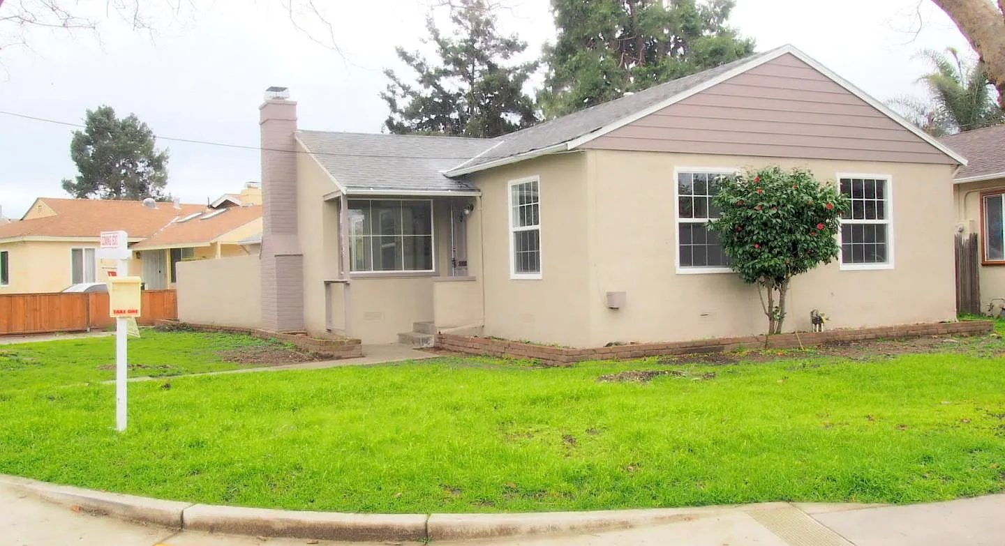 15857 Paseo Largavista photo 1