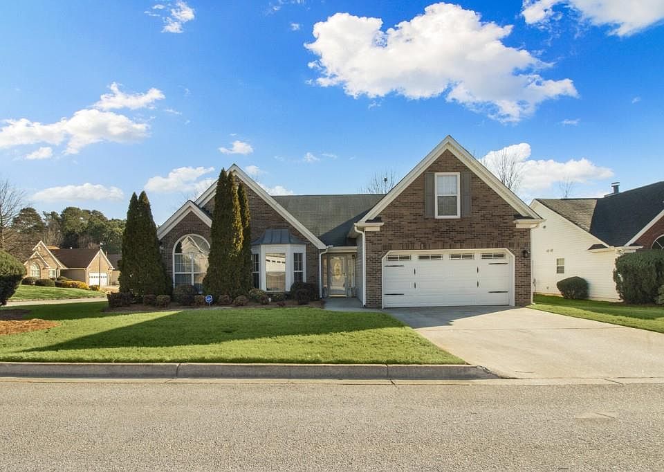 1st image of 2725 Hillvale Cove Dr