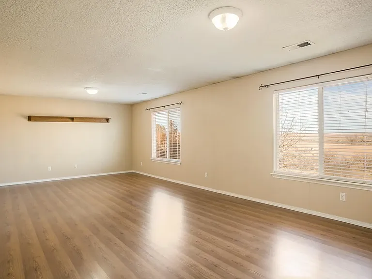 970 Carnival Ct NW — Photo 40