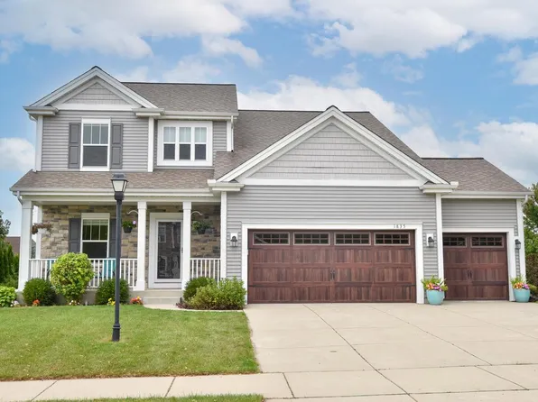 1835 Windrush DRIVE, Grafton, WI 53024