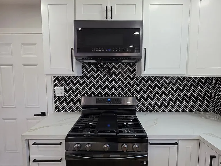 920 Coronado Dr — Photo 13