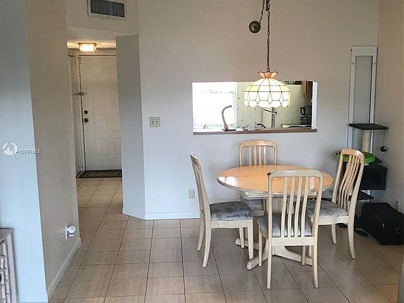 4th image of 2337 NW 89th Dr APT 604