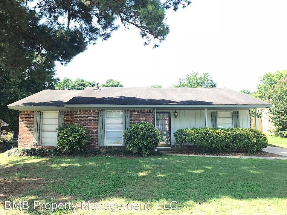 1st image of 301 Kroy Dr
