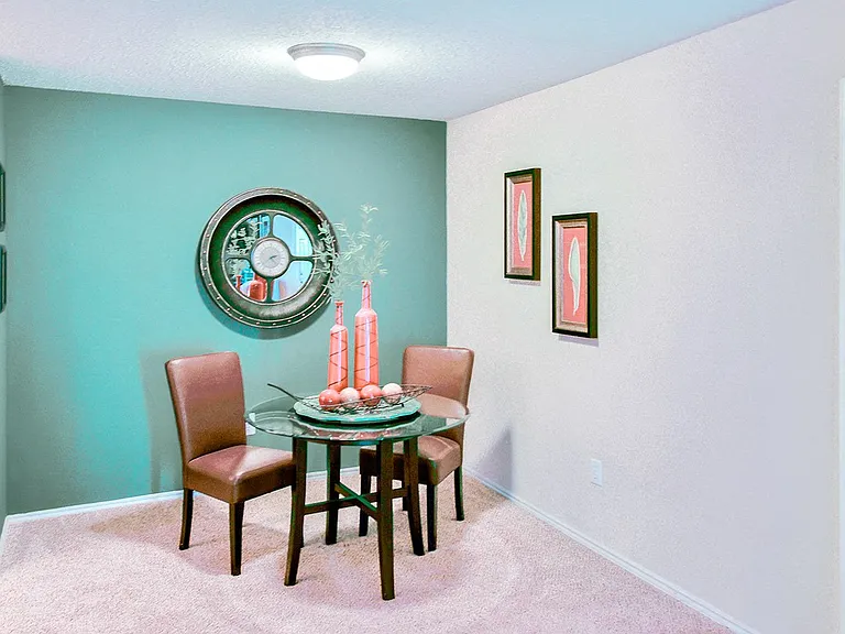 Creekside at Pear Ridge Apartments — Photo 14