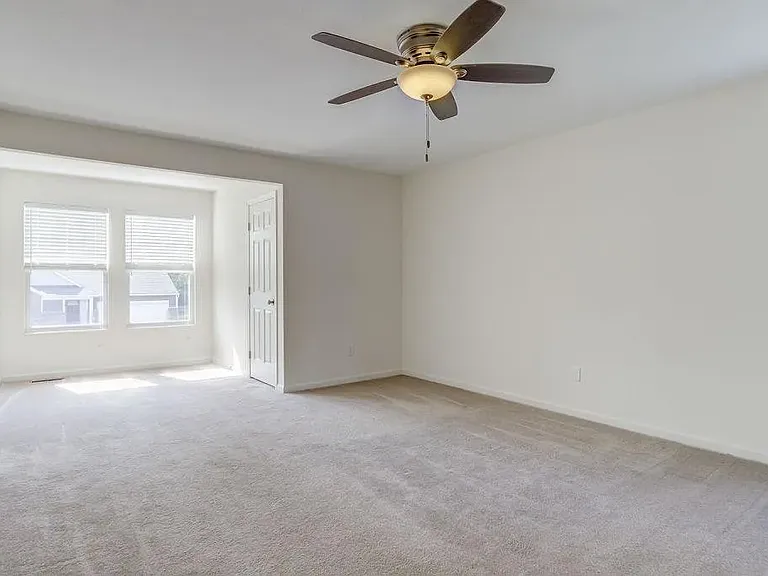 54 Shady Pines Ave — Photo 11