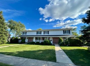 106 Colonial Pkwy UNIT C, Yorkville, IL 60560