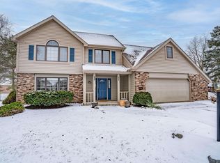 10707 Current Cv, Fort Wayne, IN 46845