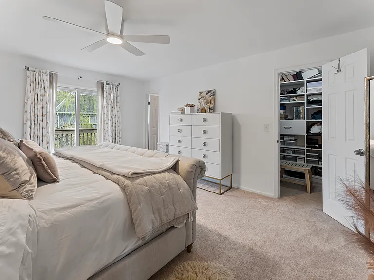 142 Shore Dr — Photo 14