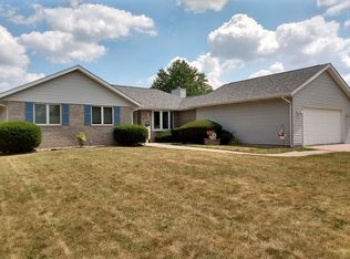 4319 Cedar St, Davenport, IA 52806