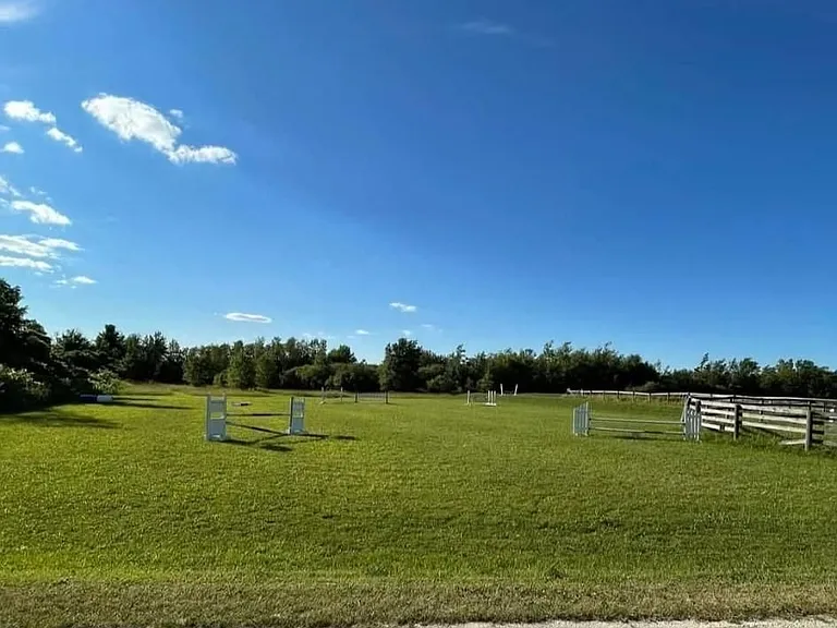 18743 Saint Andrews Rd N #BARN AND ARENA — Photo 5