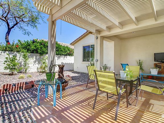 2nd image of 40833 Calle Santa Cruz