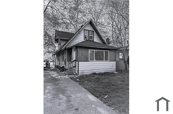 418 S Francis Ave photo 1