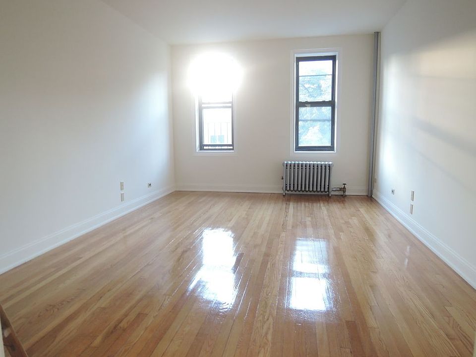1st image of 3237 42nd St APT 2A