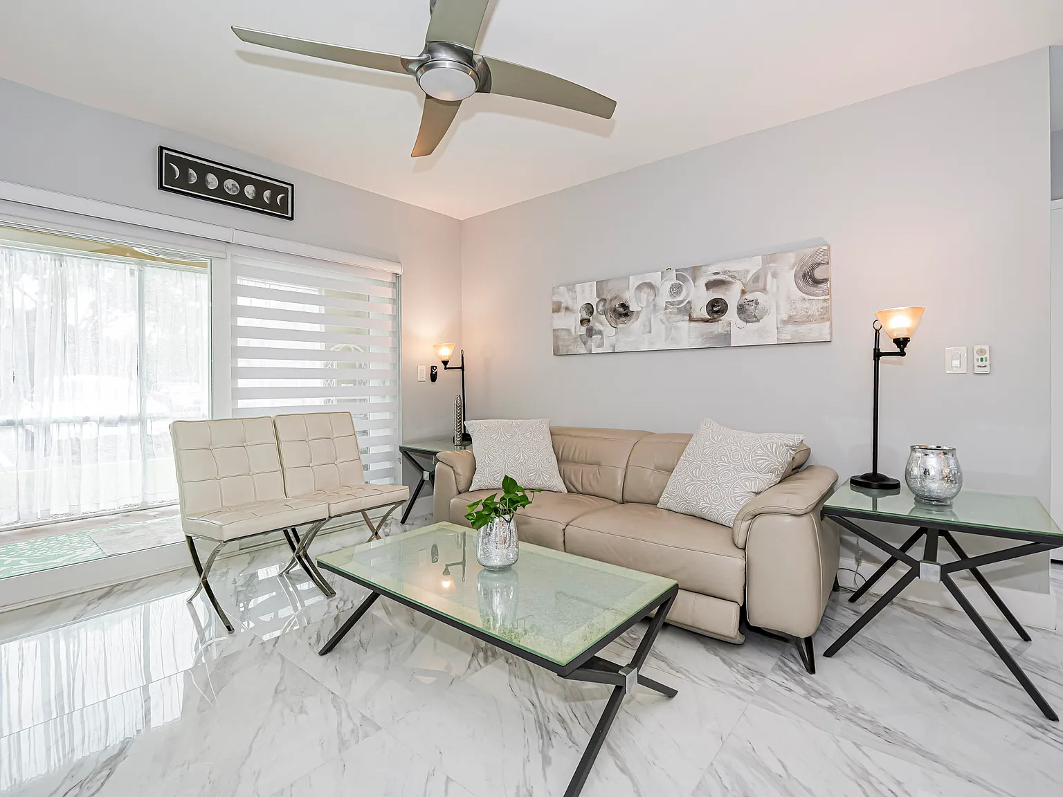 2 bed, 1140 sqft, $2,300 — Photo 2