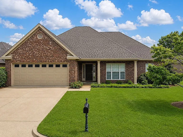 9729 Helmsley Cir — Photo 1