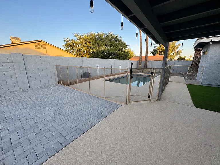1618 W Brooks St — Photo 23