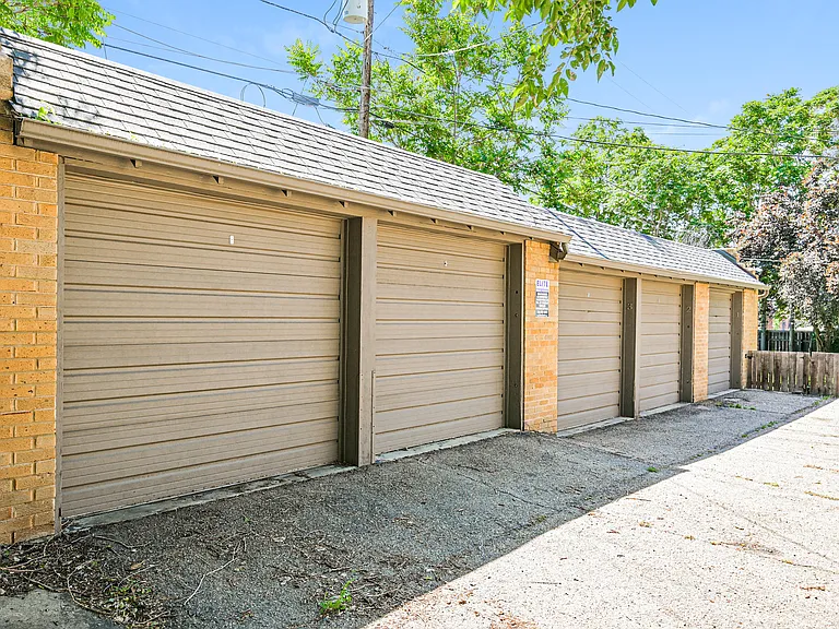 1530 Kearney St #6 — Photo 9