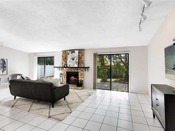 2nd image of 1193 Lambert Ln