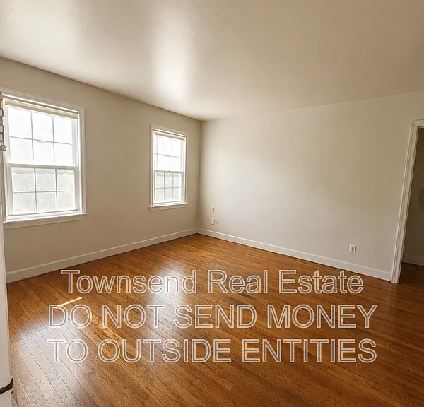 507 Martine Rd #3 — Photo 2